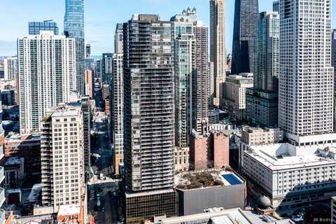 10 E Ontario Street, Chicago, IL 60611