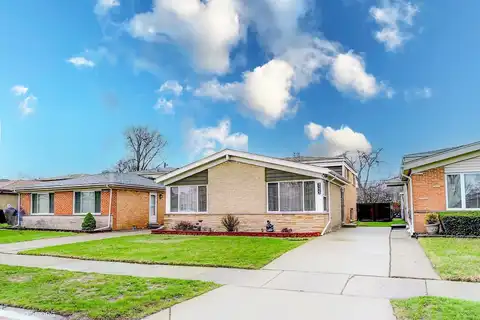 5233 Jarvis Avenue, Skokie, IL 60077