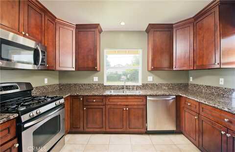 17561 Bullock Street, Encino, CA 91316