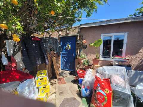 13104 S Main Street, Los Angeles, CA 90061