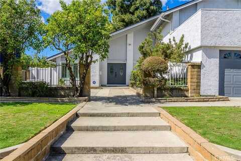 25381 Mackenzie Street, Laguna Hills, CA 92653