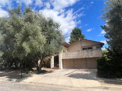 27064 Esward Drive, Calabasas, CA 91301