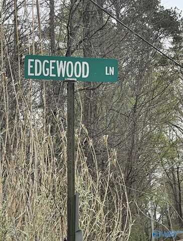 153 Edgewood Lane, Guntersville, AL 35976
