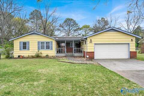 915 Betty Street SW, Decatur, AL 35601