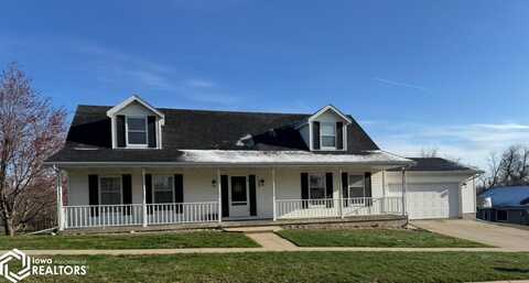 1309 Emerald Drive, Marshalltown, IA 50158