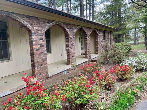 349 CR 102, Oxford, MS 38655
