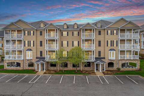 2511 Suncrest Village, Morgantown, WV 26505