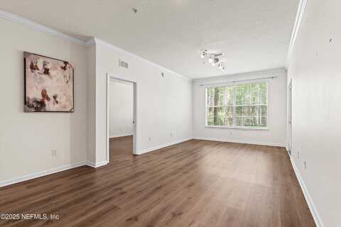7801 POINT MEADOWS Drive, Jacksonville, FL 32256