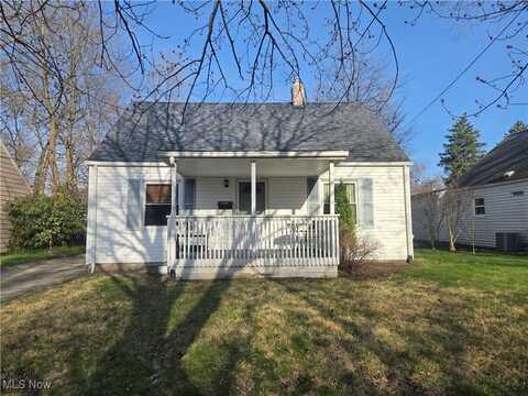 807 Caddo Avenue, Akron, OH 44305