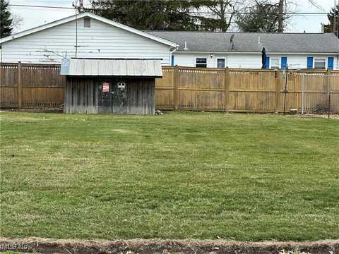 Roxboro Road, Vermilion, OH 44089