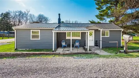 3045 N River Road, Zanesville, OH 43701