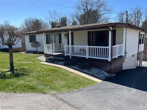 610 East Street, Hopedale, OH 43976