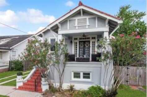 3015 NASHVILLE Avenue, New Orleans, LA 70125