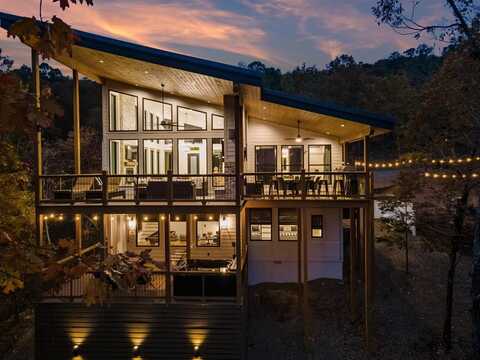 929 Carter Mountain Trail, Broken Bow, OK 74728