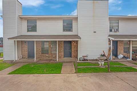 3741 Bonnie Drive, Fort Worth, TX 76116