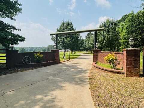 11746 County Road 352 E, Henderson, TX 75654