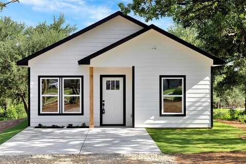 817 SW 28th Street, Mineral Wells, TX 76067