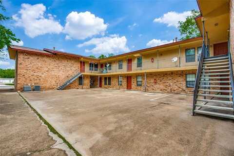 1108 N Elm Street, Denton, TX 76201