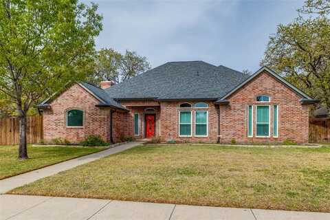 1668 Spinnaker Lane, Azle, TX 76020