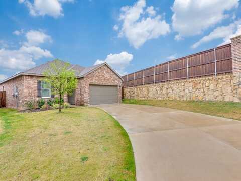 5665 Brownstone Lane, Fort Worth, TX 76036