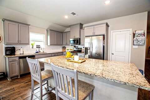 292 Sunnyside Drive, Trenton, TX 75490