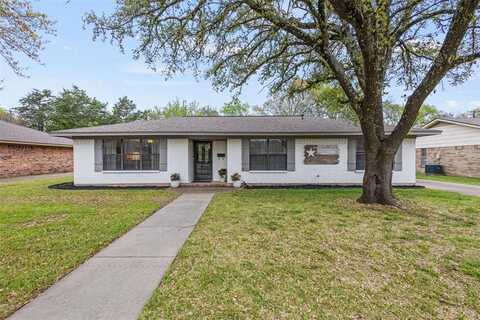 801 Wes Michael Road, Bonham, TX 75418