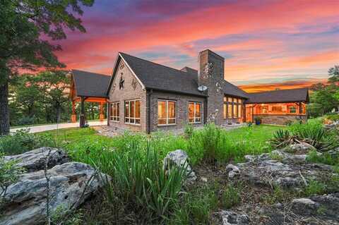 2032 County Road 1792, Sunset, TX 76270