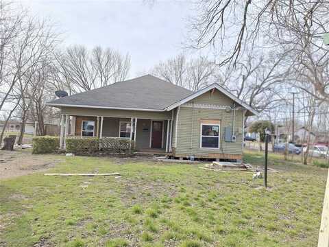 302 Newsom Road, Mesquite, TX 75149