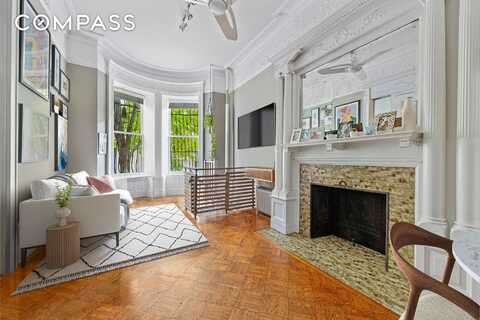 61 West 88th Street, New York, NY 10024