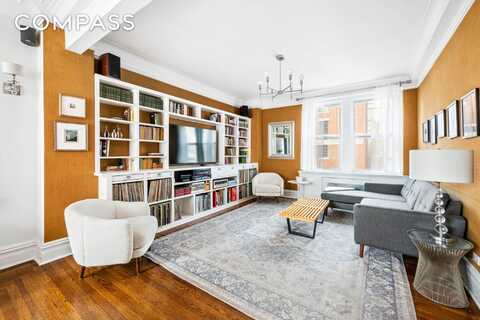 136 East 36th Street, New York, NY 10016
