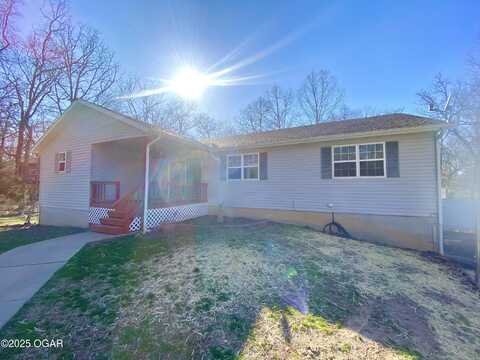 4815 Kingswood Lane, Diamond, MO 64840