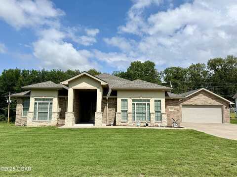 2035 Chickadee Drive, Webb City, MO 64870