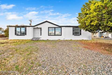 20908 E Deer Valley Lane, Mayer, AZ 86333