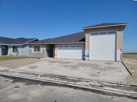 8709 Ashen Dr., Pasco, WA 99301