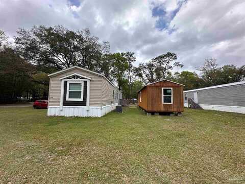 6438 Robie Rd, Milton, FL 32570