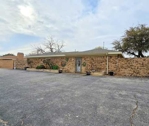 2809 Moss Ave, Midland, TX 79705