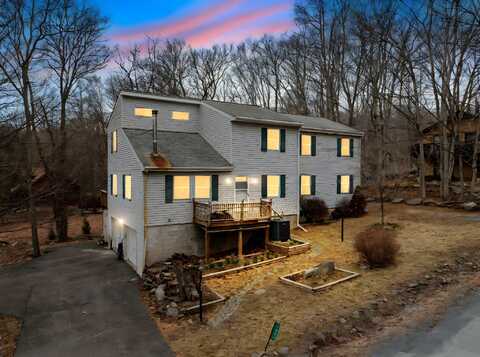 1003 Cheroquee Terrace, Lake Ariel, PA 18436