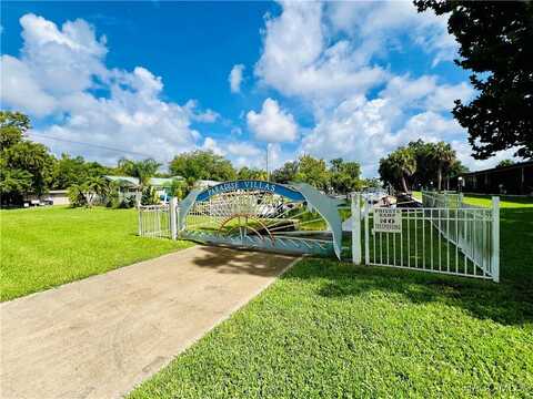 1412 SE Paradise Avenue unit: 8, Crystal River, FL 34429