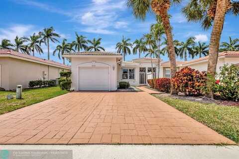9635 N Crescent View Dr, Boynton Beach, FL 33437