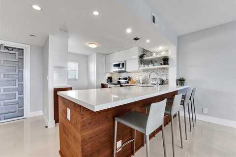 1523 E Hillsboro Blvd, Deerfield Beach, FL 33441