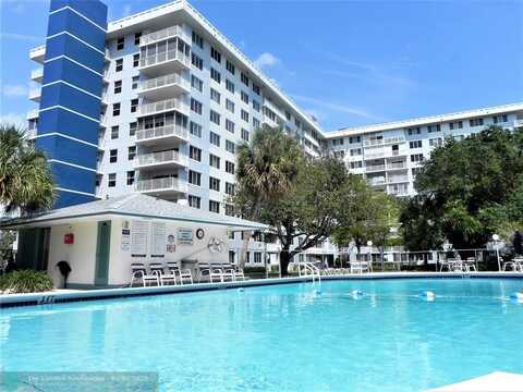 4200 Hillcrest Dr, Hollywood, FL 33021