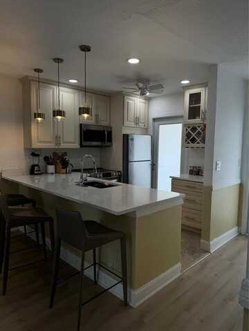 4451 NW 16th St, Lauderhill, FL 33313