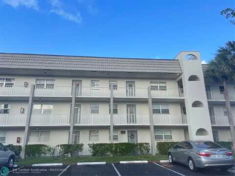 8325 Sunrise Lakes Blvd, Sunrise, FL 33322