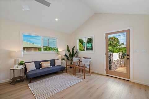 1590 Ono St, Wailuku, HI 96793