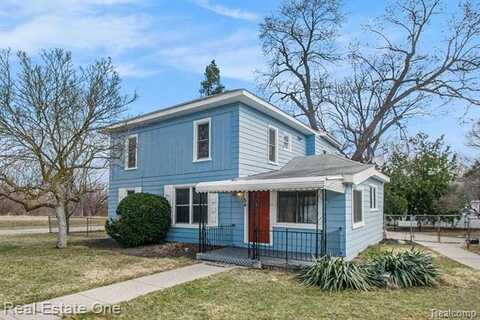 54 DIVISION Street, Oxford, MI 48371