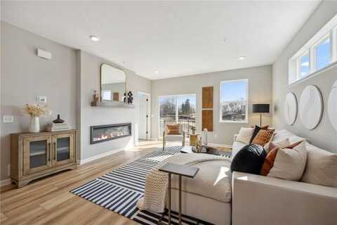 1533 Traverse Lane, West Saint Paul, MN 55118