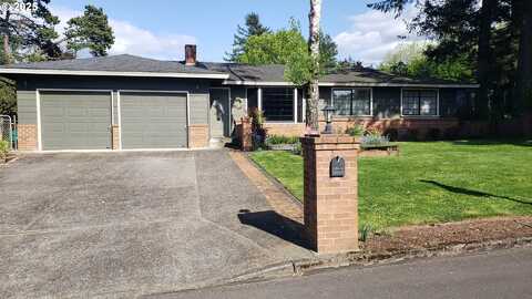 1026 SE 213TH AVE, Gresham, OR 97030