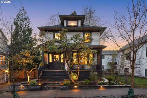 819 SE 16TH AVE, Portland, OR 97214