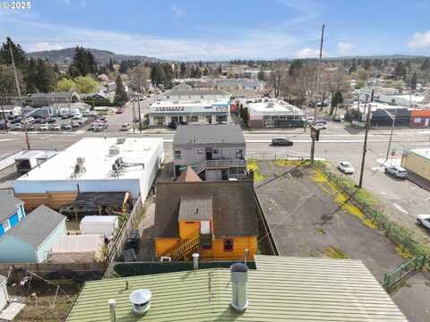 8325 8329 SE DIVISION ST, Portland, OR 97266