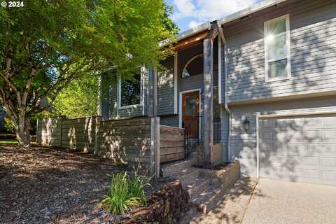 9636 SW BOONES FERRY RD, Portland, OR 97219